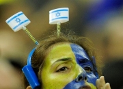 英雄联盟总决赛直播-瓦伦西亚迎来惊险胜利，球迷疯狂庆祝