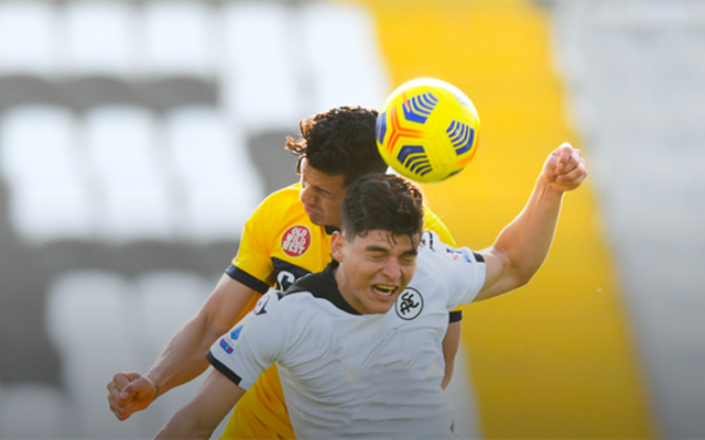 关于热那亚遭遇多场困难,力求扭转颓势的信息 关于热那亚遭遇多场困难,力求扭转颓势的信息