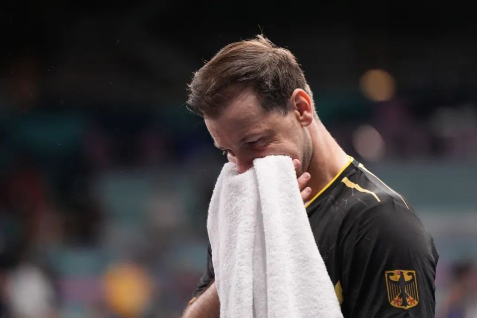 英格兰队横扫瑞典队,波尔统治全场 英格兰队横扫瑞典队,波尔统治全场