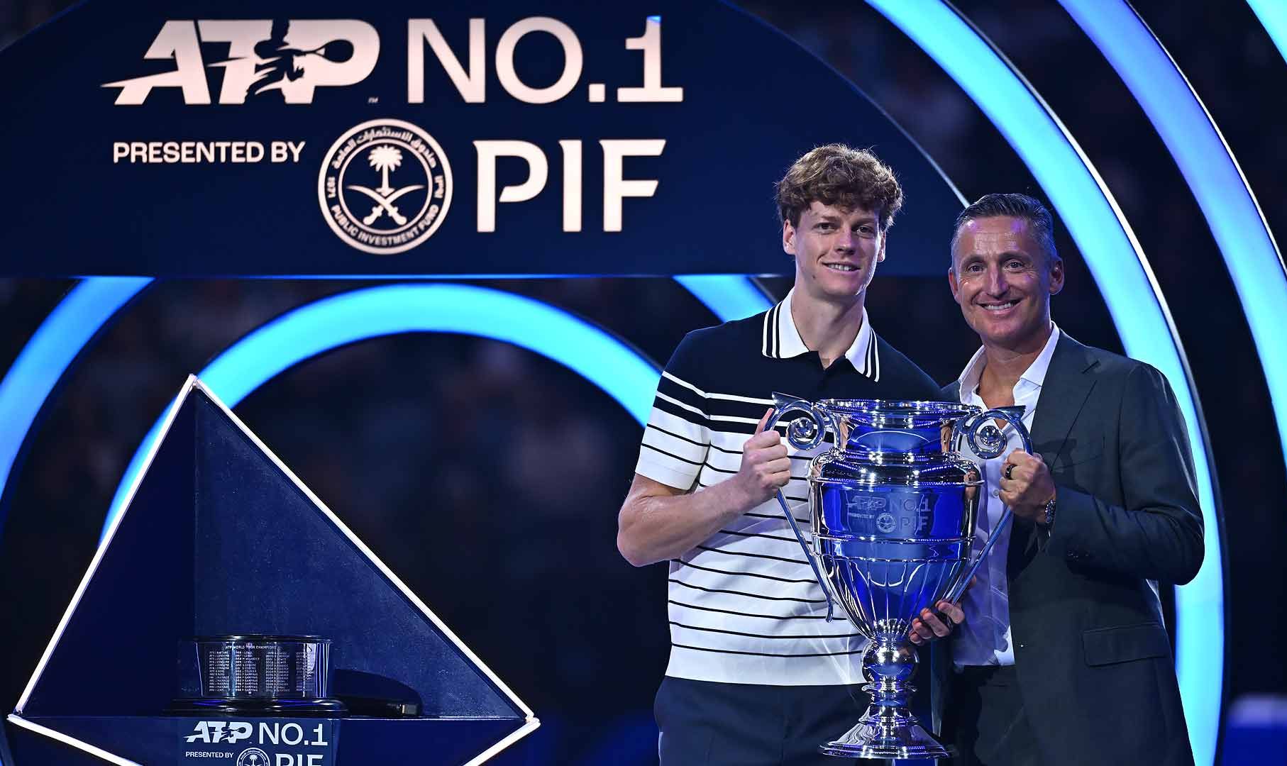 关于澳网险胜年终总决赛,辛纳带队取胜的信息 关于澳网险胜年终总决赛,辛纳带队取胜的信息