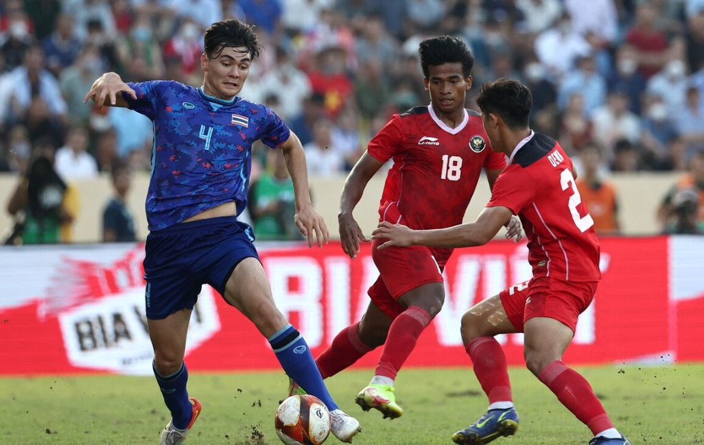 印尼队鏖战印度队,黄鸭组合点燃赛场 印尼队鏖战印度队,黄鸭组合点燃赛场