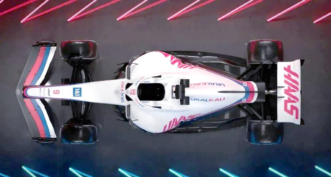 雷诺车队逆转哈斯车队，塞恩斯惊艳四座