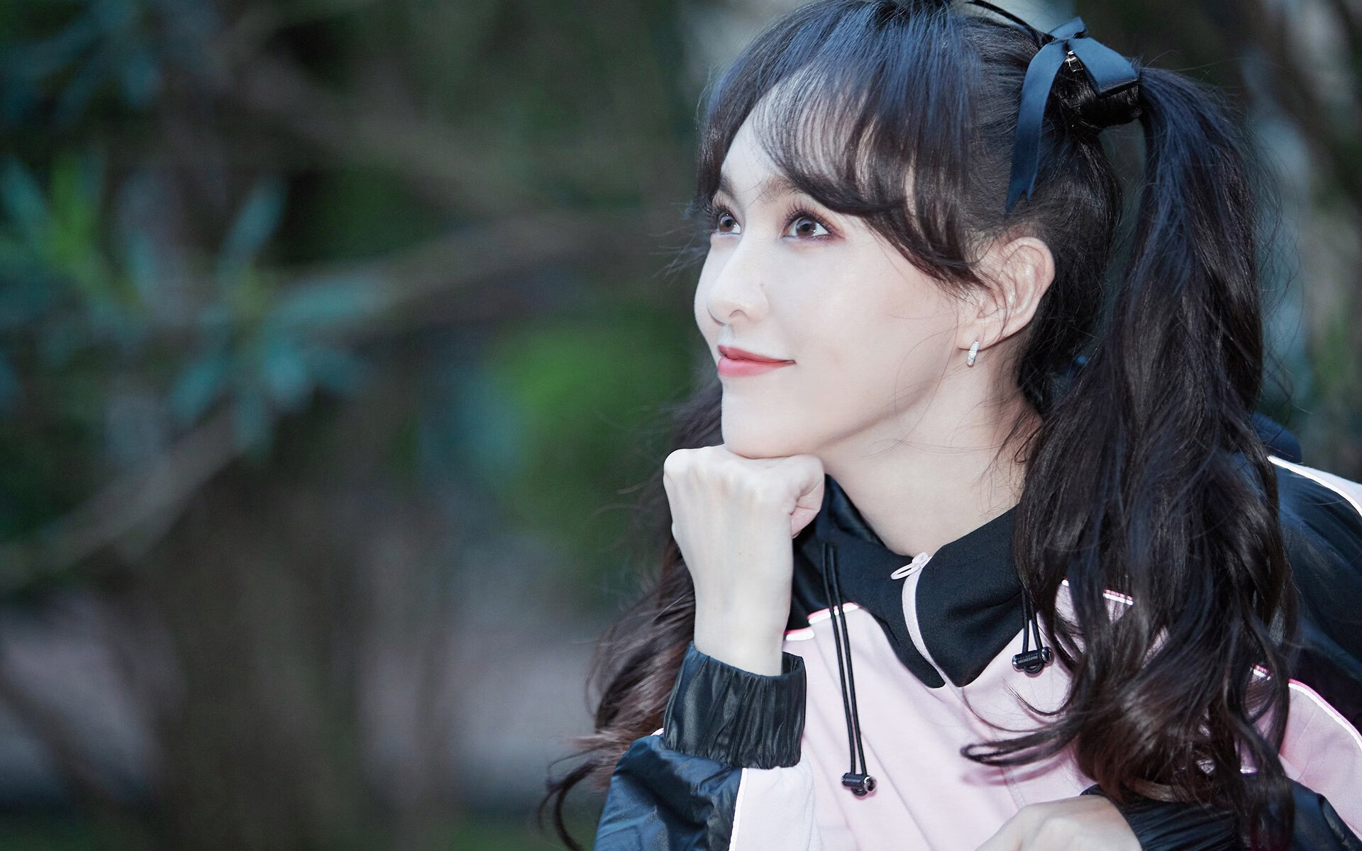 凤凰城新王加冕夜！布克50分+绝命助攻撕碎马刺铁壁