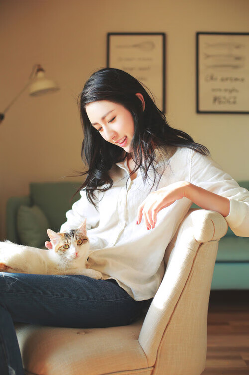 沉默的巨兽，爆发的终章，哈兰德如何将喧嚣的决赛炼成一个人的史诗