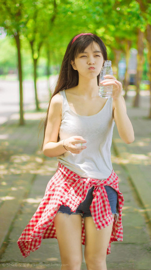 命运转角,2026世界杯,乌拉圭铁骑踏碎比利时,萨卡璀璨如星,历史在强强对话中重演